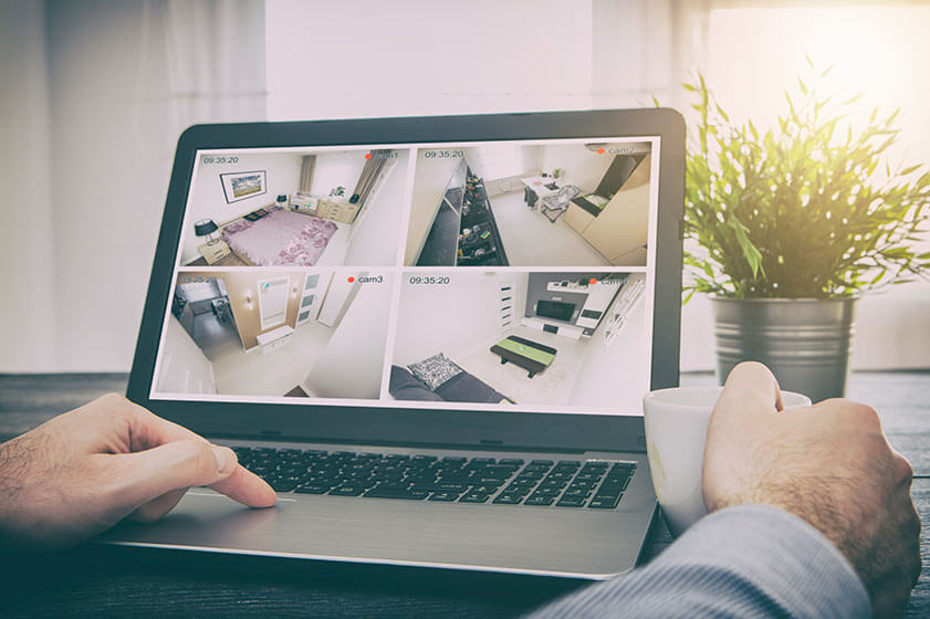 Is It Safe For Your Elderly Parents To Live Alone? Is It Safe For Your Elderly Parents To Live Alone?