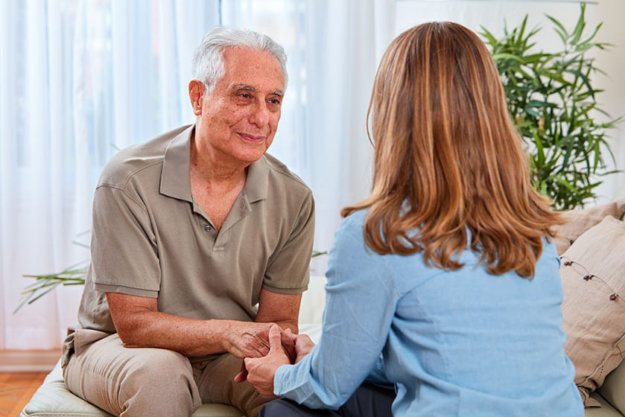 Tips For Talking To Your Aging Parent About Moving To Assisted Living Tips For Talking To Your Aging Parent About Moving To Assisted Living