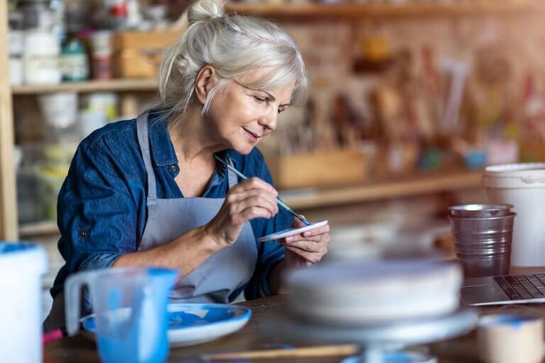 How Art Therapy Improves The Quality Of Life In Your Senior Years