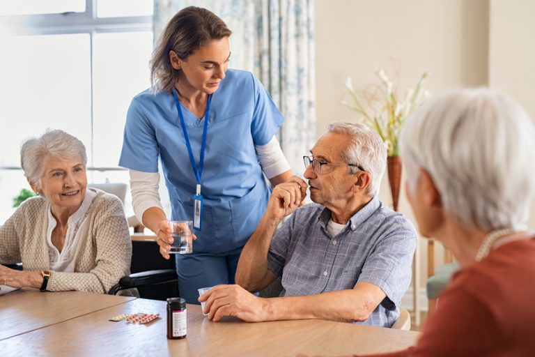 Top Ways Assisted Living In Metairie, LA Can Help With Medication Management