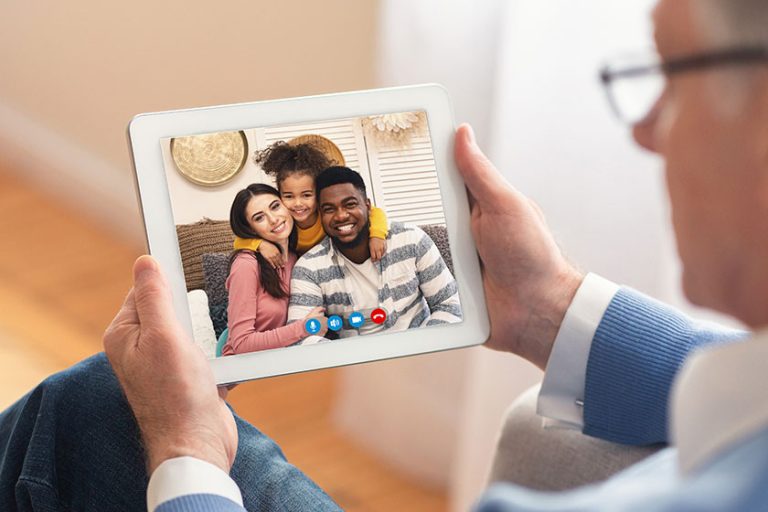 A Long-Distance Caregiver For Parents In Assisted Living And Memory Care: 6 Tips