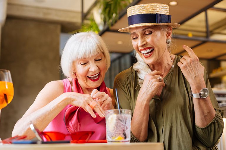 Creating Community: 10 Strategies For Fostering Friendships In A Memory Care Community In Picayune, MS