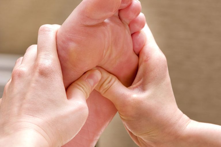 foot massage how it elevates well being in your elderly loved one img