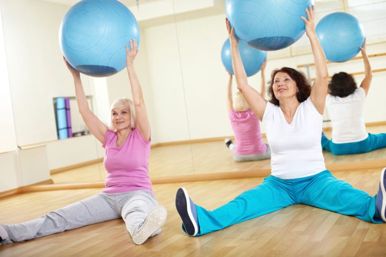 how exercise classes reduce loneliness in seniors img