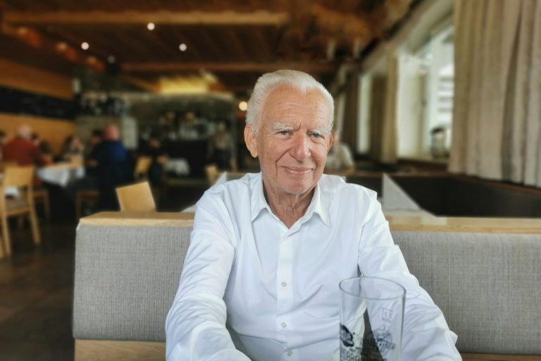 g8400515b161f2c0a1ce54a6378a7f108bc82578057aedcc3278c78cc284b5230f1265487d14a18d2f5a86ca789e52550