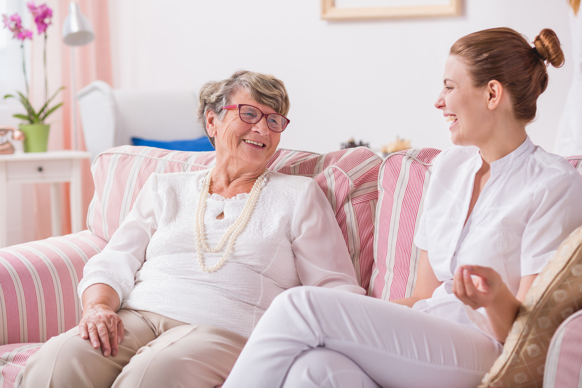 Conversation,Between,Senior,Woman,And,Young,Smiled,Nurse Conversation,Between,Senior,Woman,And,Young,Smiled,Nurse